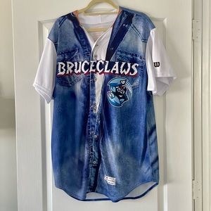 Jersey Shore BruceClaws Jersey Signed by Edgar Cabral.